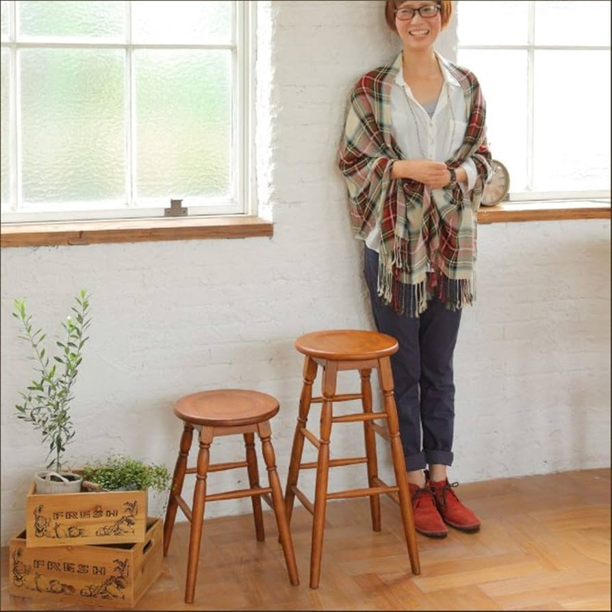 昭和レトロ・丸椅子・カウンターチェアー・木製・インテリア雑貨・ガーデニング・ 2 昭和レトロ 丸椅子 チェアー スツール 什器 花台 ビンテージ